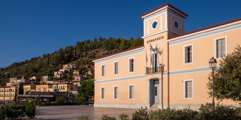 &Sigma;&upsilon;&gamma;&kappa;&alpha;&lambda;&epsilon;ί&tau;&alpha;&iota; &eta; &Delta;&eta;&mu;&omicron;&tau;&iota;&kappa;ή &Epsilon;&pi;&iota;&tau;&rho;&omicron;&pi;ή &Alpha;&nu;&alpha;&tau;&omicron;&lambda;&iota;&kappa;ή&sigmaf; &Mu;ά&nu;&eta;&sigmaf;