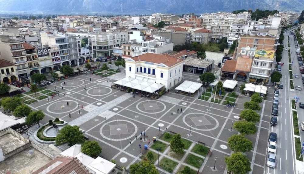 &Epsilon;&pi;&iota;&chi;&epsilon;ί&rho;&eta;&sigma;&eta;-&phi;&rho;&alpha;&gamma;&mu;ό&sigmaf; &sigma;&tau;&omicron;&nu; &kappa;&omicron;&mu;&mu;&alpha;&tau;&iota;&kappa;ό &sigma;&phi;&epsilon;&tau;&epsilon;&rho;&iota;&sigma;&mu;ό &tau;&eta;&sigmaf; &Sigma;&pi;ά&rho;&tau;&eta;&sigmaf;