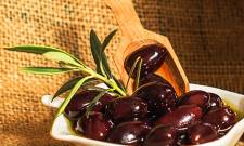 &Epsilon;&lambda;&iota;έ&sigmaf; &Kappa;&alpha;&lambda;&alpha;&mu;ώ&nu;: &pi;&epsilon;&rho;&iota;&omicron;&rho;&iota;&sigma;&mu;έ&nu;&eta; &pi;&alpha;&rho;&alpha;&gamma;&omega;&gamma;ή, έ&nu;&tau;&omicron;&nu;&omicron; &epsilon;&nu;&delta;&iota;&alpha;&phi;έ&rho;&omicron;&nu; &kappa;&alpha;&iota; &alpha;&nu;&omicron;&delta;&iota;&kappa;ή &tau;ά&sigma;&eta; &tau;&iota;&mu;ώ&nu;