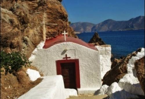 Ο ψαράς κι η  Παναγία η Καβουριανή ή Καβουράδαινα (Λέρος)