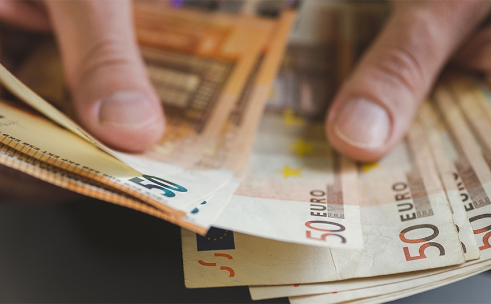 &Mu;&eta;&delta;&epsilon;&nu;&iota;&kappa;ό&sigmaf; &phi;ό&rho;&omicron;&sigmaf; &gamma;&iota;&alpha; &epsilon;&iota;&sigma;ό&delta;&eta;&mu;&alpha; έ&omega;&sigmaf; 20.000 &epsilon;&upsilon;&rho;ώ