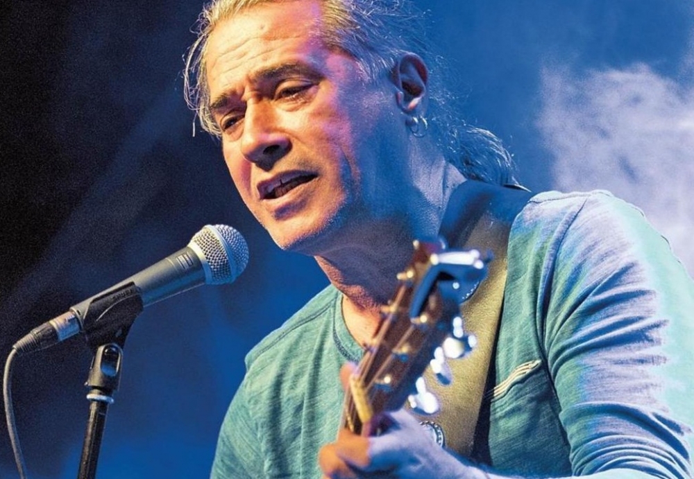 &Omicron; &Pi;&alpha;&nu;&tau;&epsilon;&lambda;ή&sigmaf; &Theta;&alpha;&lambda;&alpha;&sigma;&sigma;&iota;&nu;ό&sigmaf; &tau;&rho;&alpha;&gamma;&omicron;&upsilon;&delta;ά&epsilon;&iota; &sigma;&tau;&eta; &Mu;&alpha;&gamma;&omicron;ύ&lambda;&alpha;!