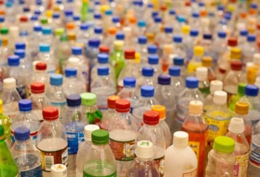 Βιολογική μέθοδος μετατρέπει πλαστικά σκουπίδια σε άρωμα βανίλιας