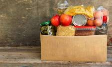 Συγκέντρωση τροφίμων από τον Εμπορικό Σύλλογο Σπάρτης για οικογένειες σε ανάγκη