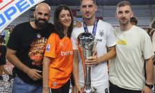 &laquo;&Upsilon;&pi;&epsilon;&rho;&pi;&rho;&omega;&tau;&alpha;&theta;&lambda;&eta;&tau;ή&sigmaf;&raquo; &Epsilon;&lambda;&lambda;ά&delta;&omicron;&sigmaf; &omicron; &Gamma;&iota;ώ&rho;&gamma;&omicron;&sigmaf; &Kappa;&alpha;&nu;&epsilon;&lambda;&lambda;ό&pi;&omicron;&upsilon;&lambda;&omicron;&sigmaf;