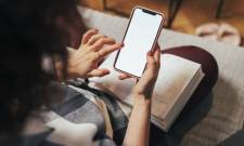 &Epsilon;&pi;&iota;&delta;ό&mu;&alpha;&tau;&alpha;: &ldquo;&Phi;&alpha;&kappa;&epsilon;&lambda;ώ&nu;&omicron;&nu;&tau;&alpha;&iota;&rdquo; &omicron;&iota; &delta;&iota;&kappa;&alpha;&iota;&omicron;ύ&chi;&omicron;&iota;