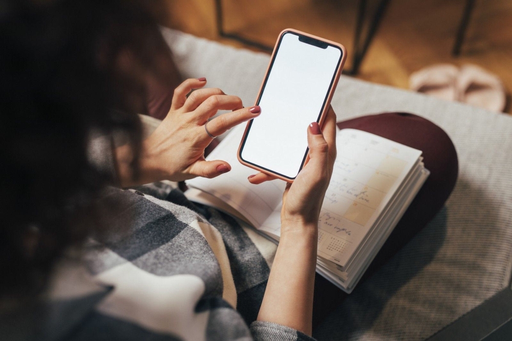 &Epsilon;&pi;&iota;&delta;ό&mu;&alpha;&tau;&alpha;: &ldquo;&Phi;&alpha;&kappa;&epsilon;&lambda;ώ&nu;&omicron;&nu;&tau;&alpha;&iota;&rdquo; &omicron;&iota; &delta;&iota;&kappa;&alpha;&iota;&omicron;ύ&chi;&omicron;&iota;