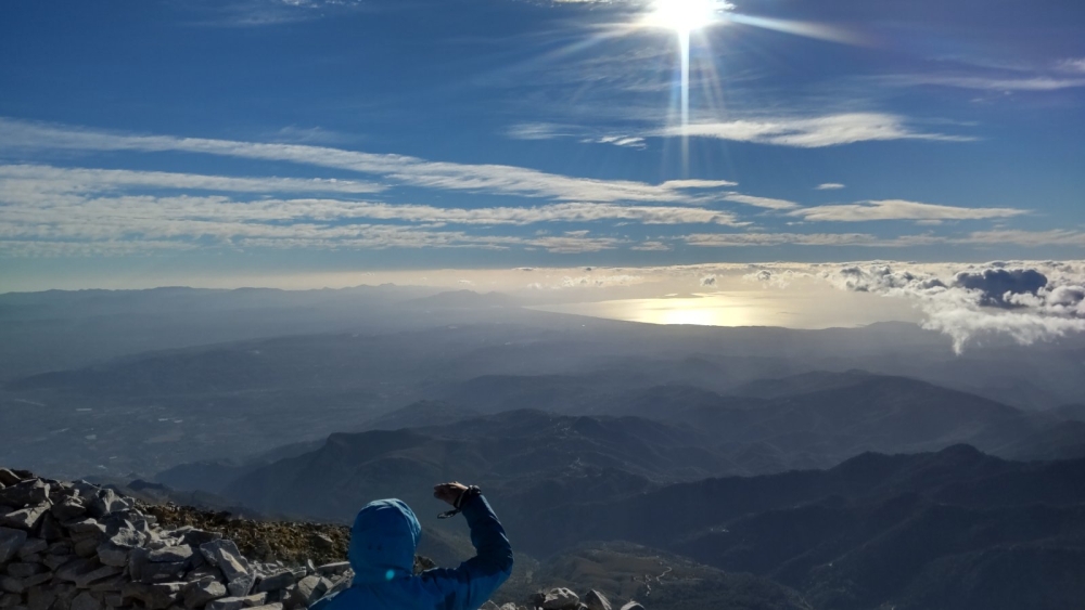 &Kappa;&alpha;&theta;&eta;&lambda;ώ&nu;&epsilon;&iota; &omicron; &Tau;&alpha;ΰ&gamma;&epsilon;&tau;&omicron;&sigmaf; &alpha;&pi;ό &tau;&alpha; 2407 &mu;έ&tau;&rho;&alpha;
