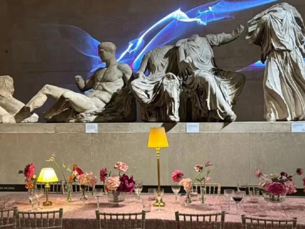 &Tau;&zeta;&alpha;&nu;&epsilon;&tau;έ&alpha;: &laquo;&Pi;&rho;&omicron;&sigma;&beta;&omicron;&lambda;ή &gamma;&iota;&alpha; &tau;&eta;&nu; &Epsilon;&lambda;&lambda;ά&delta;&alpha;, &nu;&tau;&rho;&omicron;&pi;ή &gamma;&iota;&alpha; &tau;&eta;&nu; &Alpha;&gamma;&gamma;&lambda;ί&alpha;&raquo;