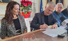 &Alpha;&nu;&alpha;&beta;&alpha;&theta;&mu;ί&zeta;&epsilon;&tau;&alpha;&iota; &mu;&epsilon; &sigma;&chi;&epsilon;&delta;ό&nu; 5 &epsilon;&kappa;&alpha;&tau;. &epsilon;&upsilon;&rho;ώ &tau;&omicron; &Pi;&alpha;&nu;&alpha;&rho;&kappa;&alpha;&delta;&iota;&kappa;ό &Nu;&omicron;&sigma;&omicron;&kappa;&omicron;&mu;&epsilon;ί&omicron;