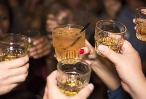 Αυξήσεις 50% ζητά ο ΠΟΥ για αλκοόλ, αναψυκτικά και προϊόντα καπνού