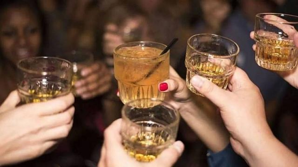 &Alpha;&upsilon;&xi;ή&sigma;&epsilon;&iota;&sigmaf; 50% &zeta;&eta;&tau;ά &omicron; &Pi;&Omicron;&Upsilon; &gamma;&iota;&alpha; &alpha;&lambda;&kappa;&omicron;ό&lambda;, &alpha;&nu;&alpha;&psi;&upsilon;&kappa;&tau;&iota;&kappa;ά &kappa;&alpha;&iota; &pi;&rho;&omicron;ϊό&nu;&tau;&alpha; &kappa;&alpha;&pi;&nu;&omicron;ύ