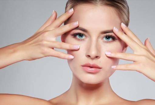 Serum για τα μάτια VS κρέμα ματιών - Ποια είναι η διαφορά τους;