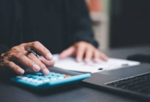 Στα 41 δισ. ευρώ τα ανεπίδεκτα είσπραξης χρέη προς το Δημόσιο
