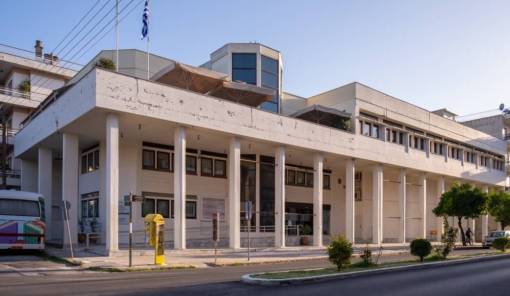 &Kappa;&lambda;&epsilon;ί&nu;&epsilon;&iota; &gamma;&iota;&alpha; &delta;ύ&omicron; &epsilon;&beta;&delta;&omicron;&mu;ά&delta;&epsilon;&sigmaf; &eta; &Delta;&eta;&mu;ό&sigma;&iota;&alpha; &Kappa;&epsilon;&nu;&tau;&rho;&iota;&kappa;ή &Beta;&iota;&beta;&lambda;&iota;&omicron;&theta;ή&kappa;&eta; &Sigma;&pi;ά&rho;&tau;&eta;&sigmaf;