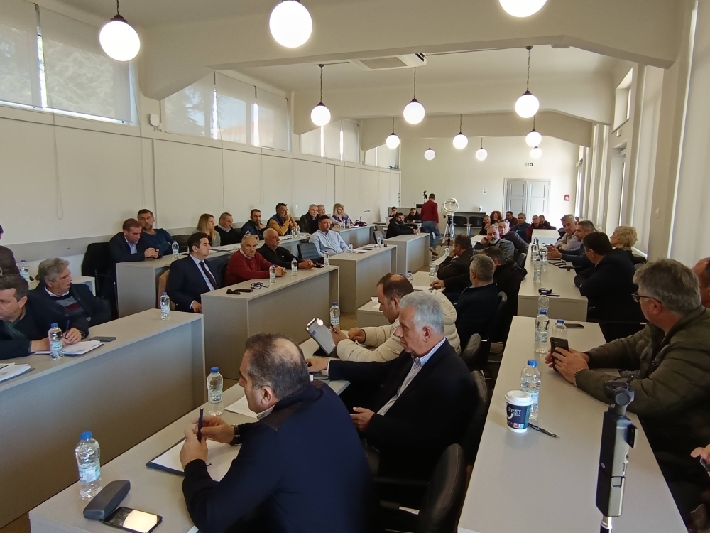 &Alpha;&nu;&alpha;&kappa;ύ&kappa;&lambda;&omega;&sigma;&eta; &kappa;&alpha;&iota; &tau;&iota;&mu;&omicron;&lambda;ό&gamma;&iota;&alpha; &sigma;&epsilon; &nu;έ&alpha; &tau;&rho;&omicron;&chi;&iota;ά &sigma;&tau;&eta;&nu; &Pi;&epsilon;&lambda;&omicron;&pi;ό&nu;&nu;&eta;&sigma;&omicron;