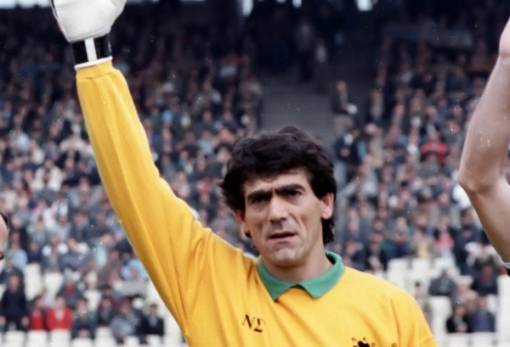 Στους αιώνιους ουρανούς το «Φάντομ»  του ελληνικού ποδοσφαίρου Ν. Σαργκάνης