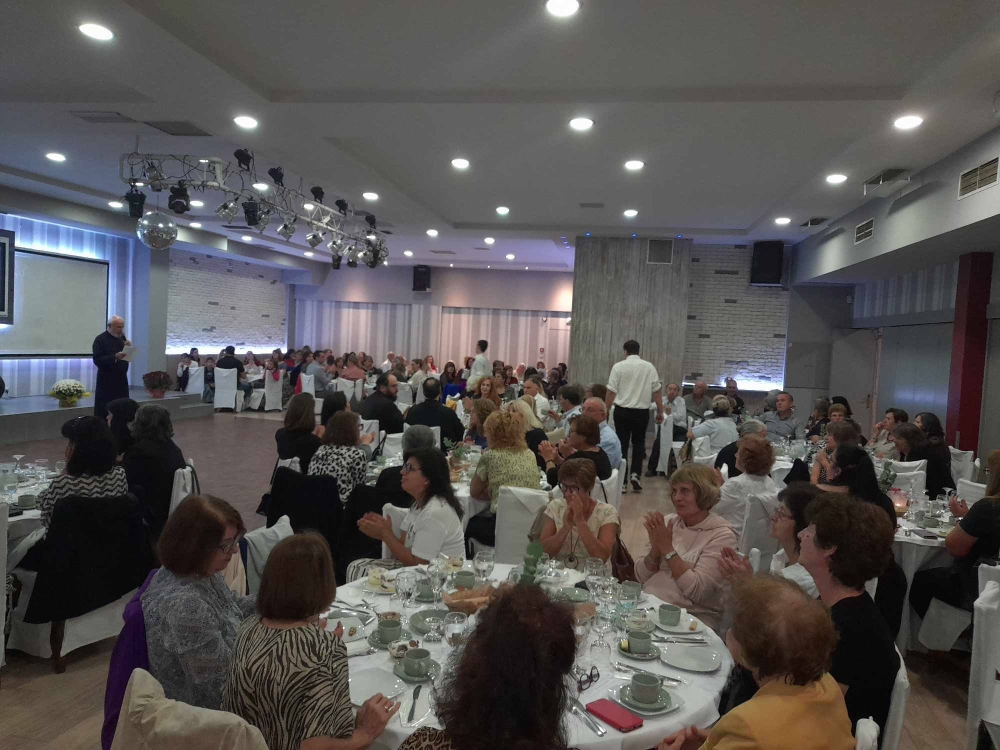 &Mu;&epsilon; &epsilon;&pi;&iota;&tau;&upsilon;&chi;ί&alpha; &tau;&omicron; &tau;&sigma;ά&iota; &alpha;&gamma;ά&pi;&eta;&sigmaf; &tau;&eta;&sigmaf; &epsilon;&nu;&omicron;&rho;ί&alpha;&sigmaf; &Mu;&alpha;&gamma;&omicron;ύ&lambda;&alpha;&sigmaf;