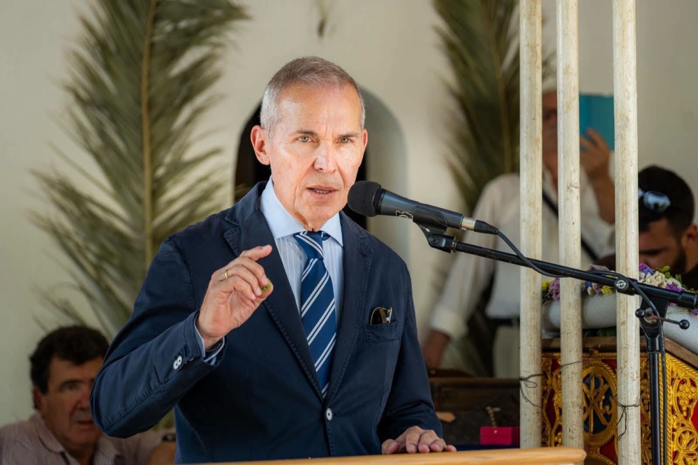 &Tau;&omicron; &Mu;&alpha;&nu;&iota;ά&tau;&iota;&kappa;&omicron; έ&pi;&omicron;&sigmaf; &sigma;&tau;&omicron;&nu; &Pi;&omicron;&lambda;&upsilon;ά&rho;&alpha;&beta;&omicron;, &laquo;&pi;&upsilon;&rho;&sigma;ό&sigmaf;&raquo; &epsilon;&theta;&nu;&iota;&kappa;ή&sigmaf; &kappa;&upsilon;&rho;&iota;&alpha;&rho;&chi;ί&alpha;&sigmaf; &sigma;&tau;&omicron; &sigma;ή&mu;&epsilon;&rho;&alpha;