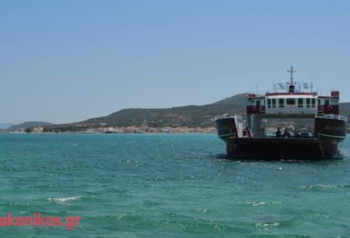 Ενισχυμένα δρομολόγια ferry boat για την Ελαφόνησο το τριήμερο του Αγίου Πνεύματος