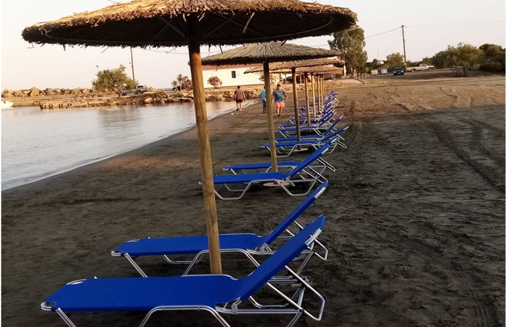 Με άνεση στην παραλία του Αϊ Γιαννάκη Στεφανιάς