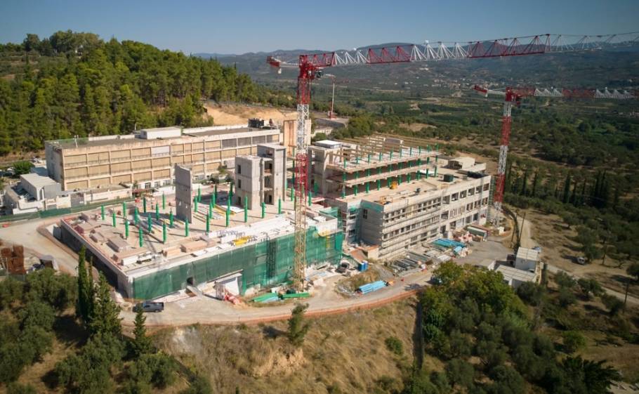 &Tau;έ&lambda;&eta; &tau;&omicron;&upsilon; '27 &tau;&omicron; &laquo;&kappa;&lambda;&epsilon;&iota;&delta;ί&raquo; &tau;&omicron;&upsilon; &nu;έ&omicron;&upsilon; &Nu;&omicron;&sigma;&omicron;&kappa;&omicron;&mu;&epsilon;ί&omicron;&upsilon; &Sigma;&pi;ά&rho;&tau;&eta;&sigmaf;