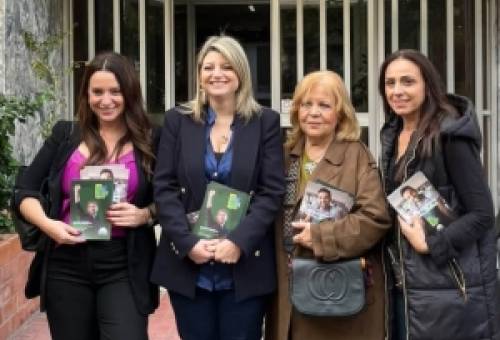 Παίρνει στις «πλάτες» της το ΠΑΣΟΚ