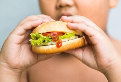 Παιδική παχυσαρκία: Μειώθηκε το προσδόκιμο ζωής για τις επόμενες γενιές