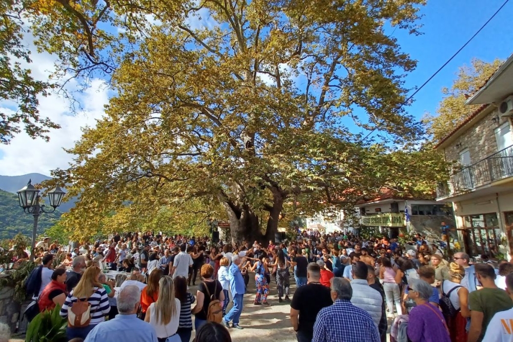 Γεύσεις, παράδοση και πολιτισμός στην 20η Γιορτή Κάστανου της Άρνας