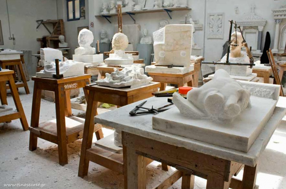 «Βουτιά» στην τέχνη  με τους «Ομοίους» της Μάνης