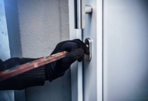 Μ. Εβδομάδα για τους πιστούς, μεγάλο… παράθυρο για τους «ποντικούς»