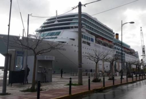 Επιβάτες του Costa Romantica σε Μάνη και Μυστρά