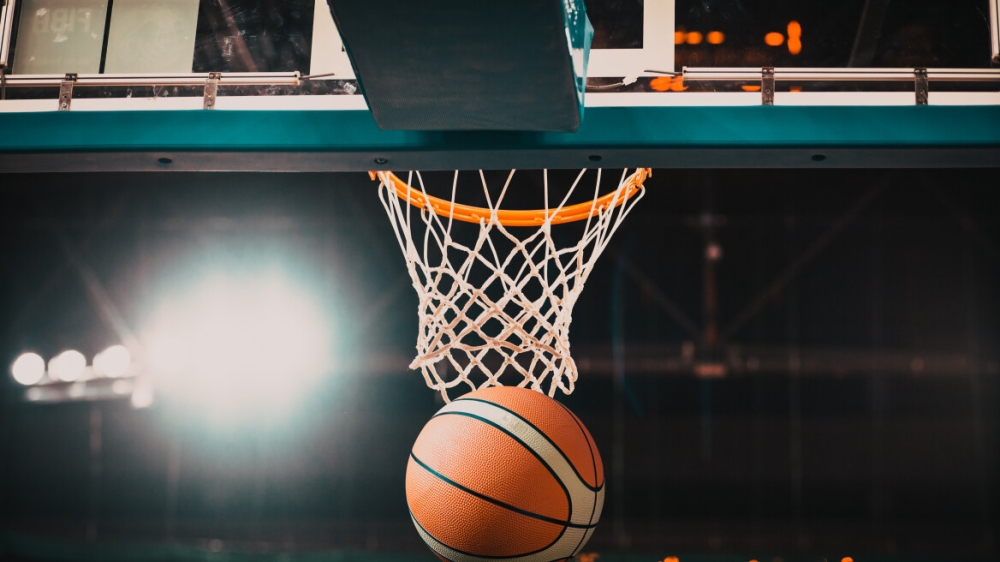 &Alpha;1΄ &Epsilon;&Kappa;&Alpha;&Sigma;&Kappa;&Epsilon;&Nu;&Omicron;&Pi;: &Pi;ύ&rho;&rho;&epsilon;&iota;&omicron;&sigmaf; &nu;ί&kappa;&eta; &gamma;&iota;&alpha; &Lambda;ά&kappa;&omega;&nu;&alpha;, έ&chi;&alpha;&sigma;&alpha;&nu; &Alpha;&Pi;&Omicron;&Epsilon;&Lambda; &kappa;&alpha;&iota; &Sigma;&pi;&alpha;&rho;&tau;&iota;&alpha;&tau;&iota;&kappa;ό&sigmaf;