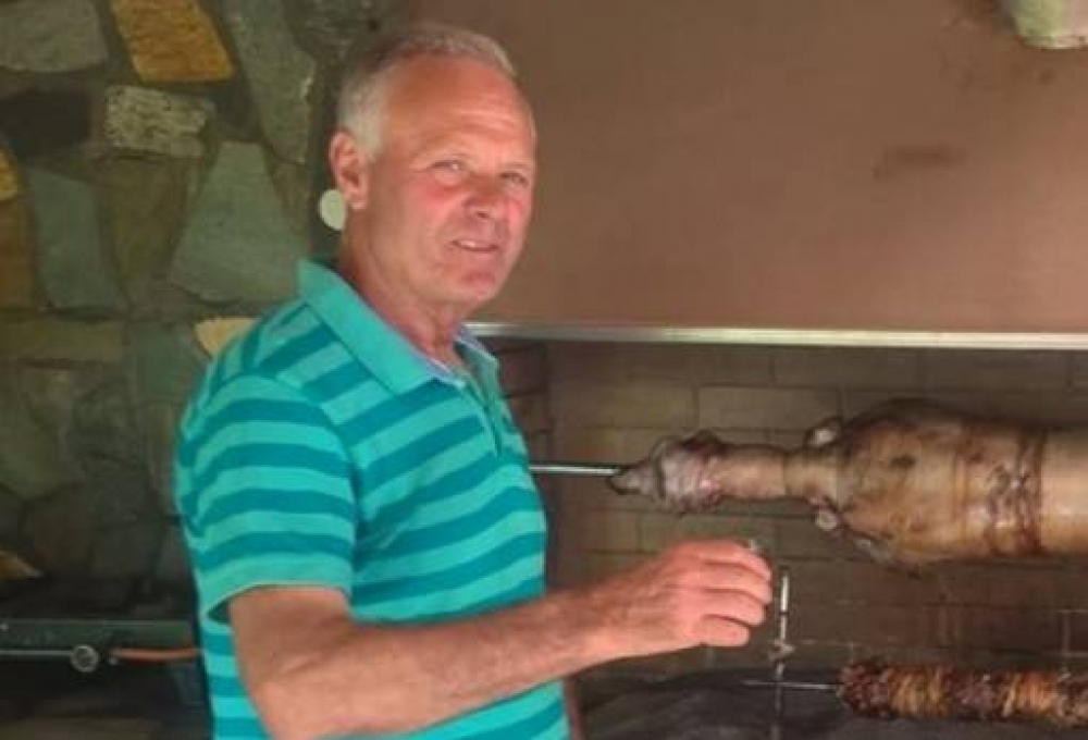 &Alpha;&upsilon;&tau;ό&pi;&tau;&eta;&sigmaf; &mu;ά&rho;&tau;&upsilon;&rho;&alpha;&sigmaf; &pi;&epsilon;&rho;&iota;&gamma;&rho;ά&phi;&epsilon;&iota; &tau;&eta; &sigma;&tau;&iota;&gamma;&mu;ή &tau;&eta;&sigmaf; &delta;&omicron;&lambda;&omicron;&phi;&omicron;&nu;ί&alpha;&sigmaf; έ&xi;&omega; &alpha;&pi;ό &mu;&pi;&alpha;&rho; &sigma;&tau;&eta; &Sigma;&pi;ά&rho;&tau;&eta;! (VIDEO)