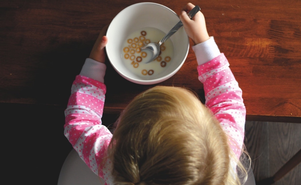 &Pi;&alpha;&iota;&delta;&iota;&kappa;ή &pi;&alpha;&chi;&upsilon;&sigma;&alpha;&rho;&kappa;ί&alpha;: 1 &sigma;&tau;&alpha; 4 &pi;&alpha;&iota;&delta;&iota;ά &delta;&epsilon;&nu; &tau;&rho;ώ&epsilon;&iota; &pi;&rho;&omega;&iota;&nu;ό