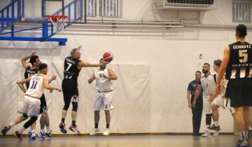 &Alpha;1΄ &Epsilon;&Kappa;&Alpha;&Sigma;&Kappa;&Epsilon;&Nu;&Omicron;&Pi;: &Mu;ό&nu;&omicron; &omicron; &Lambda;ά&kappa;&omega;&nu;&alpha;&sigmaf; έ&sigma;&omega;&sigma;&epsilon; &tau;&eta;&nu; &pi;&alpha;&rho;&tau;ί&delta;&alpha; &sigma;&tau;&eta; 15&eta; &alpha;&gamma;&omega;&nu;&iota;&sigma;&tau;&iota;&kappa;ή