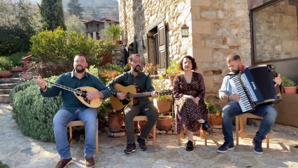 &Alpha;&pi;ό&psi;&epsilon; &tau;&omicron; &pi;&alpha;&nu;&eta;&gamma;ύ&rho;&iota; &sigma;&tau;&omicron;&upsilon;&sigmaf; &Gamma;&omicron;&rho;ά&nu;&omicron;&upsilon;&sigmaf;