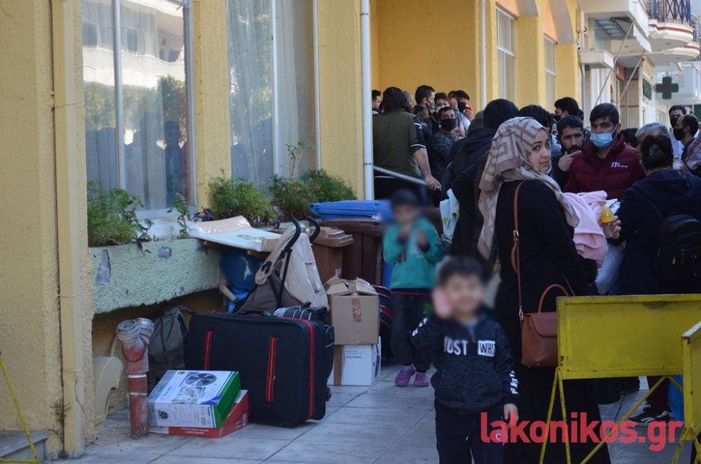 &Alpha;&pi;&omicron;&chi;ώ&rho;&eta;&sigma;&alpha;&nu; &omicron;&iota;&kappa;&omicron;&gamma;έ&nu;&epsilon;&iota;&epsilon;&sigmaf; &pi;&rho;&omicron;&sigma;&phi;ύ&gamma;&omega;&nu; &alpha;&pi;ό &tau;&eta; &delta;&omicron;&mu;ή &phi;&iota;&lambda;&omicron;&xi;&epsilon;&nu;ί&alpha;&sigmaf; &tau;&omicron;&upsilon; &laquo;Sparta Inn&raquo;