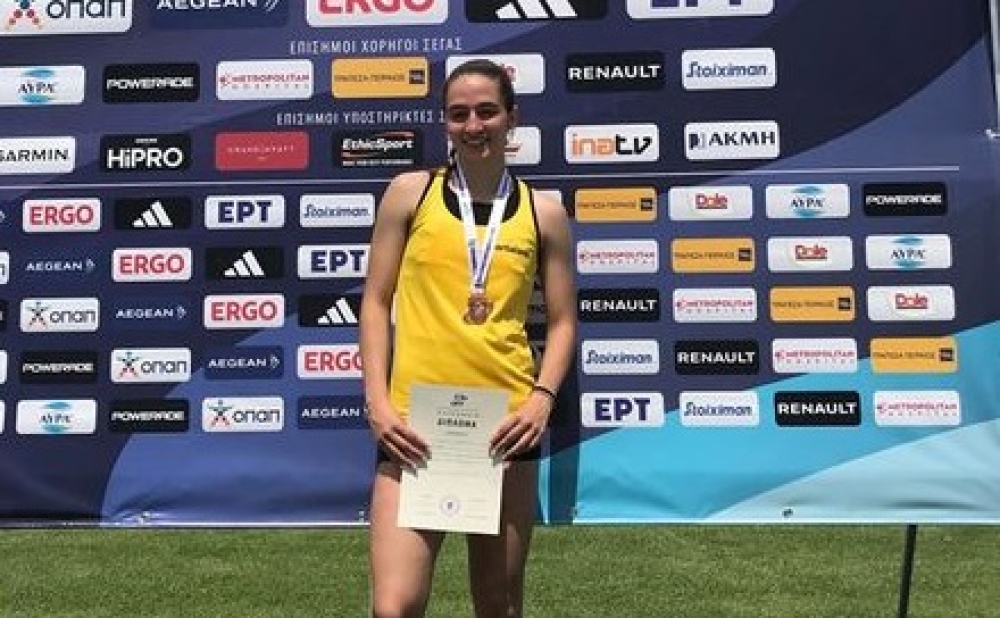 &Tau;&rho;ί&tau;&eta; &theta;έ&sigma;&eta; &gamma;&iota;&alpha; &tau;&eta; &Mu;. &Kappa;&omicron;&nu;&tau;&omicron;έ &tau;&omicron;&upsilon; &Sigma;&pi;&alpha;&rho;&tau;&iota;&alpha;&tau;&iota;&kappa;&omicron;ύ &sigma;&epsilon; &Pi;&alpha;&nu;&epsilon;&lambda;&lambda;ή&nu;&iota;&omicron; &pi;&rho;&omega;&tau;ά&theta;&lambda;&eta;&mu;&alpha;