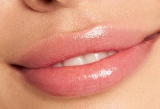 3 τρόποι να κάνεις τα χείλη σου να δείχνουν πιο γεμάτα