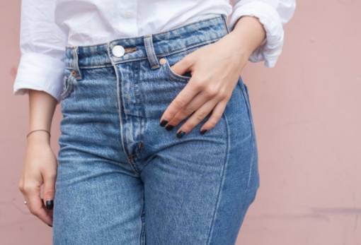 Πώς και πόσο συχνά πρέπει να πλένεις το τζιν σου για να το έχεις για πάντα