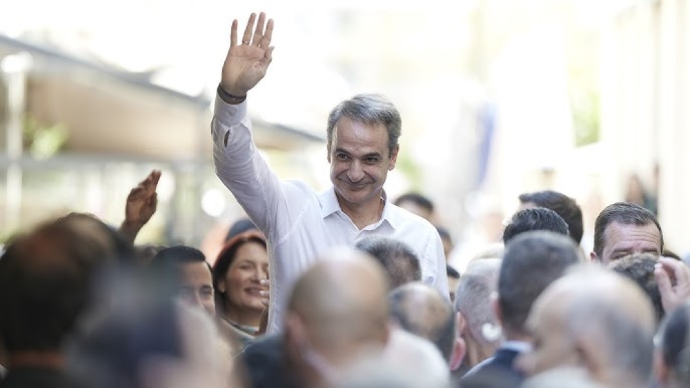 &Kappa;&Kappa;&Epsilon; &Lambda;&alpha;&kappa;&omega;&nu;ί&alpha;&sigmaf; &gamma;&iota;&alpha; &tau;&eta;&nu; &epsilon;&pi;ί&sigma;&kappa;&epsilon;&psi;&eta; &Mu;&eta;&tau;&sigma;&omicron;&tau;ά&kappa;&eta;: &laquo;&Omicron; &lambda;&alpha;ό&sigmaf; &delta;&epsilon;&nu; έ&chi;&epsilon;&iota; &nu;&alpha; &pi;&epsilon;&rho;&iota;&mu;έ&nu;&epsilon;&iota; &tau;ί&pi;&omicron;&tau;&alpha; &alpha;&pi;ό &kappa;&omicron;ύ&phi;&iota;&epsilon;&sigmaf; &epsilon;&xi;&alpha;&gamma;&gamma;&epsilon;&lambda;ί&epsilon;&sigmaf;&raquo;