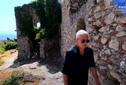 O Τάσος Δούσης μας ξεναγεί στο Μυστρά και την Ελαφόνησο