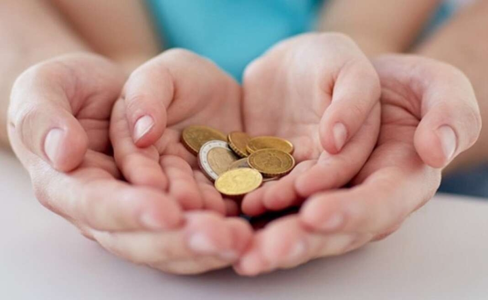 &Pi;&omicron;&iota;&alpha; &epsilon;&pi;&iota;&delta;ό&mu;&alpha;&tau;&alpha; &pi;&lambda;&eta;&rho;ώ&nu;&omicron;&nu;&tau;&alpha;&iota; &sigma;ή&mu;&epsilon;&rho;&alpha; &Pi;&alpha;&rho;&alpha;&sigma;&kappa;&epsilon;&upsilon;ή