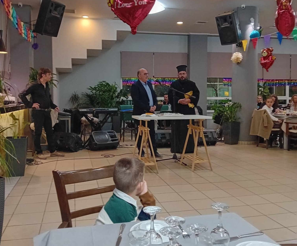 &laquo;&Sigma;&kappa;ό&rho;&alpha;&rho;&epsilon;&raquo; &kappa;&alpha;&iota; &sigma;&tau;&eta; &beta;&alpha;&sigma;&iota;&lambda;ό&pi;&iota;&tau;&alpha; &eta; &Alpha;&kappa;&alpha;&delta;&eta;&mu;ί&alpha; &tau;&omicron;&upsilon; &Alpha;&sigma;&tau;έ&rho;&alpha; &Beta;&lambda;&alpha;&chi;&iota;ώ&tau;&eta;