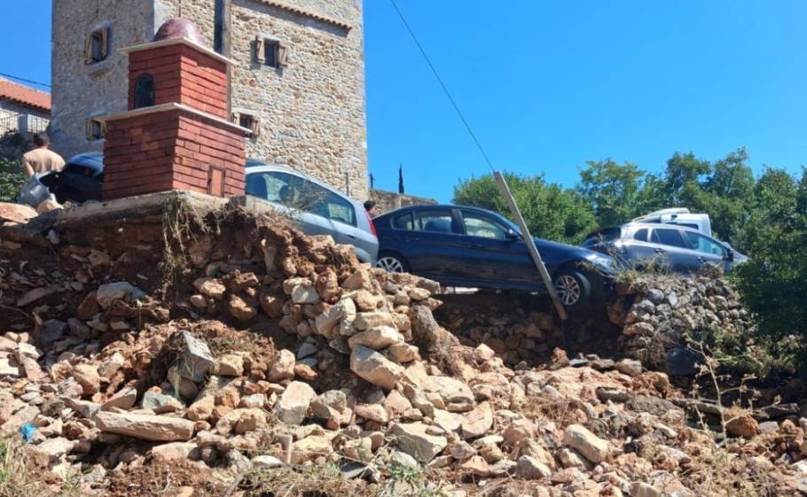 &Pi;&rho;&omega;&tau;&omicron;&phi;&alpha;&nu;έ&sigmaf; &pi;&lambda;ή&gamma;&mu;&alpha; &alpha;&pi;ό &tau;&omicron; &sigma;&phi;&omicron;&delta;&rho;ό &mu;&pi;&omicron;&upsilon;&rho;ί&nu;&iota; &sigma;&tau;&eta; &Mu;ά&nu;&eta;