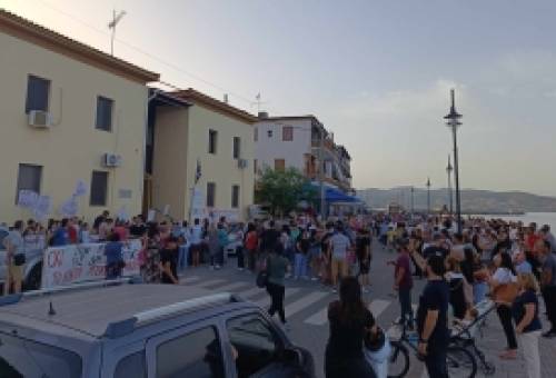 Φωνή λαού στο Γύθειο: «Το Κέντρο Υγείας δεν θα κλείσει» (ΦΩΤΟ-VIDEO)