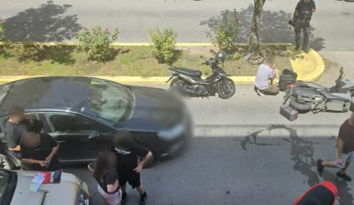 &Sigma;ύ&gamma;&kappa;&rho;&omicron;&upsilon;&sigma;&eta; &alpha;&upsilon;&tau;&omicron;&kappa;&iota;&nu;ή&tau;&omicron;&upsilon; &mu;&epsilon; &delta;ί&kappa;&upsilon;&kappa;&lambda;&omicron; &sigma;&tau;&eta;&nu; Ό&theta;&omega;&nu;&omicron;&sigmaf; &Alpha;&mu;&alpha;&lambda;ί&alpha;&sigmaf;