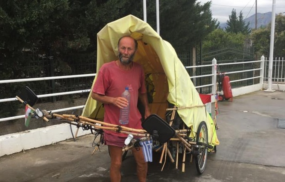 &Delta;&iota;έ&nu;&upsilon;&sigma;&epsilon; 2.000 &chi;&lambda;&mu;. &mu;&epsilon; έ&nu;&alpha; &kappa;&alpha;&rho;ό&tau;&sigma;&iota; &alpha;&pi;ό &tau;&eta; &Beta;&omicron;&upsilon;&delta;&alpha;&pi;έ&sigma;&tau;&eta; &sigma;&tau;&eta; &Sigma;&pi;ά&rho;&tau;&eta;! (&Phi;&Omega;&Tau;&Omicron;)