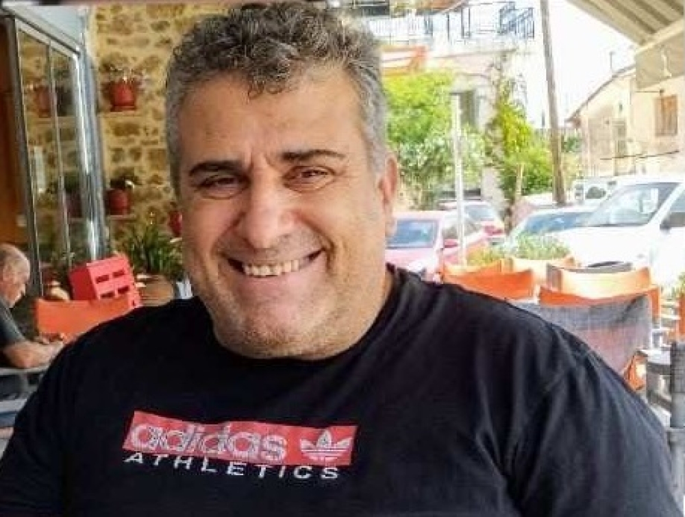 &Nu;έ&alpha; &laquo;&kappa;&alpha;&rho;&phi;&iota;ά&raquo; &Pi;&alpha;&upsilon;&lambda;ά&kappa;&eta; &sigma;&tau;&eta; &Delta;&eta;&mu;&omicron;&tau;&iota;&kappa;ή &Alpha;&rho;&chi;ή &Epsilon;&upsilon;&rho;ώ&tau;&alpha;: &laquo;&Theta;&rho;&iota;&alpha;&mu;&beta;&omicron;&lambda;&omicron;&gamma;&omicron;ύ&nu; &gamma;&iota;&alpha; &tau;&alpha; &alpha;&upsilon;&tau;&omicron;&nu;ό&eta;&tau;&alpha; &kappa;&alpha;&iota; &omicron;&iota; &ldquo;&delta;&epsilon;&lambda;&phi;ί&nu;&omicron;&iota;&rdquo; &tau;&omicron;&upsilon;&sigmaf; &alpha;&lambda;&omega;&nu;ί&zeta;&omicron;&upsilon;&nu;&raquo;